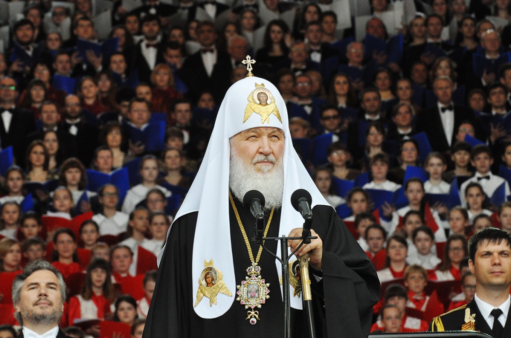Возрождение или профанация? Патриарх Кирилл призвал возродить в храмах народное пение