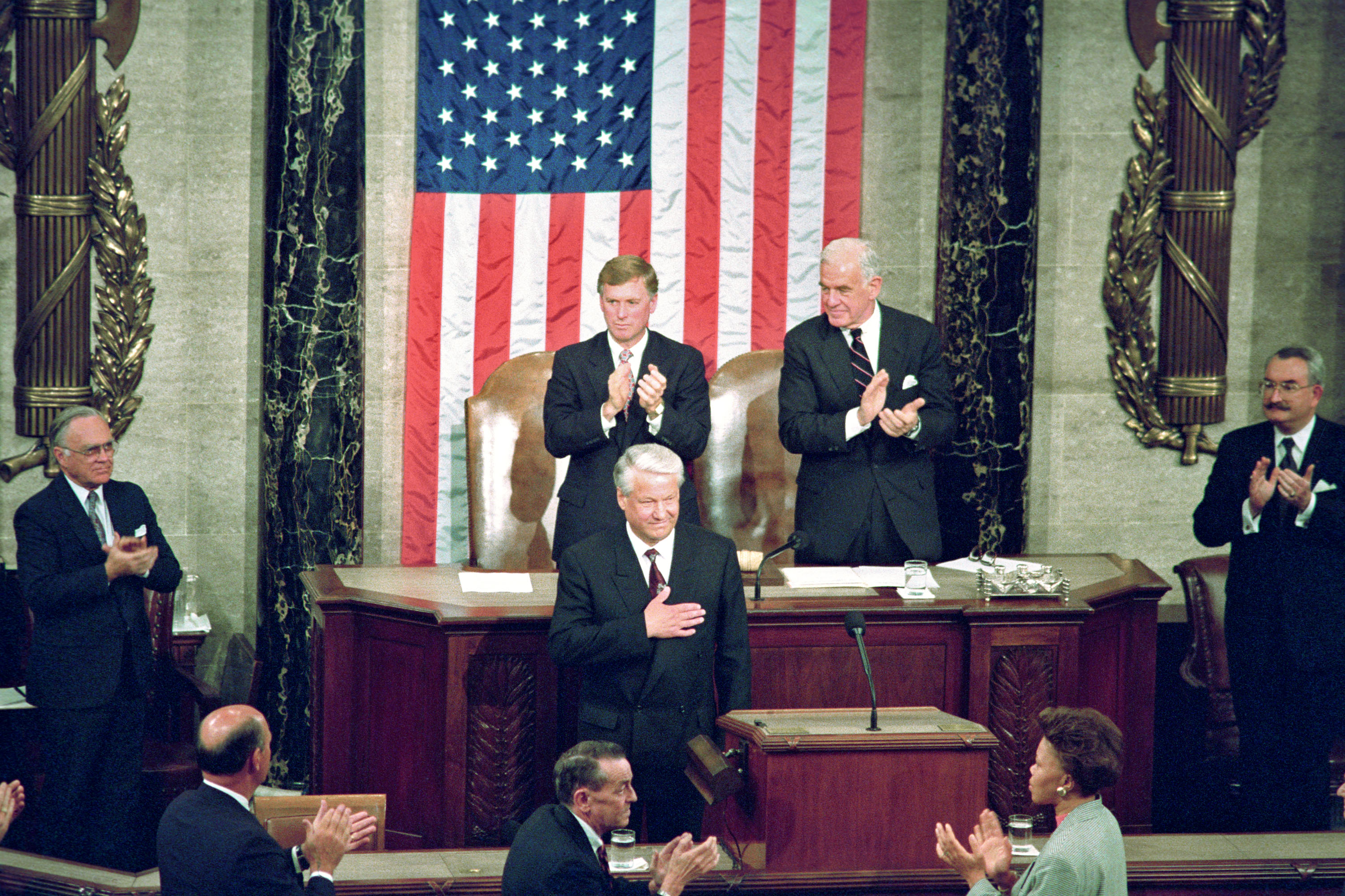 First government. Ельцин в конгрессе США В 1992. Речь Ельцина в конгрессе США 1992.
