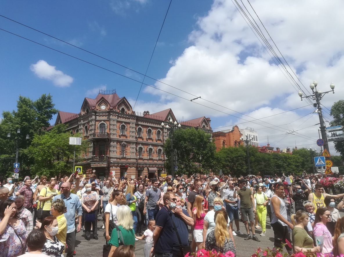 Демонстрации в Хабаровске. Народ выходит на улицу