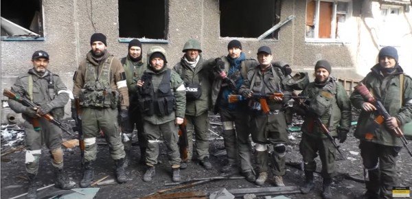 Донбасские резервисты в боях за Мариуполь. Фрагменты боев. 2 видео