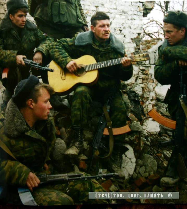 Подборка  известных солдатских «дембельских» песен  под гитару  последних десятилетий. От Афганистана и Чечни до наших дней