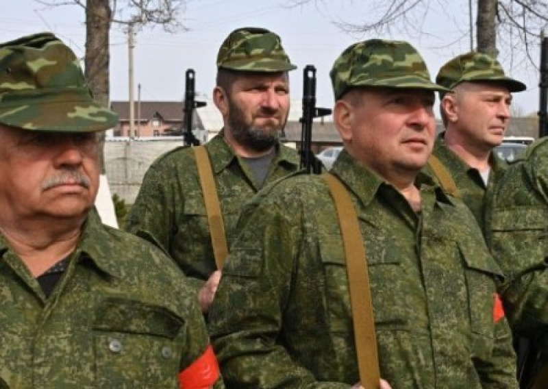Белорусы законодательно разрешают народное ополчение с оружием